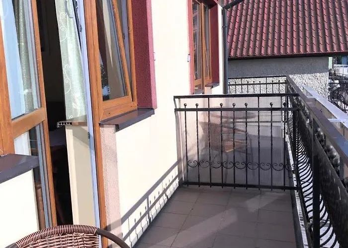 Baltycka 4 ゲストハウス ムジェジノ